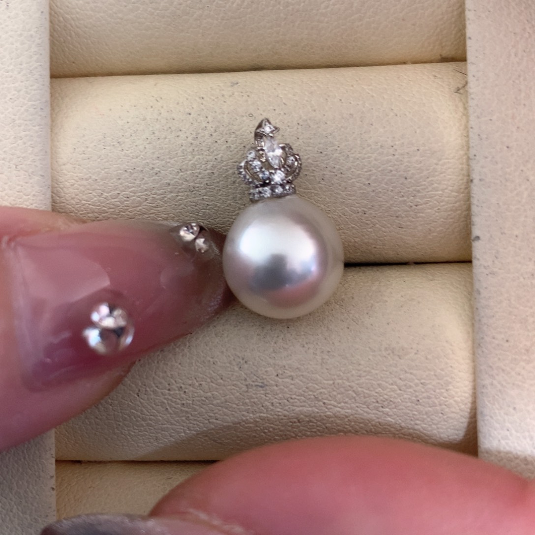 海水珍珠颈饰18K金镶嵌