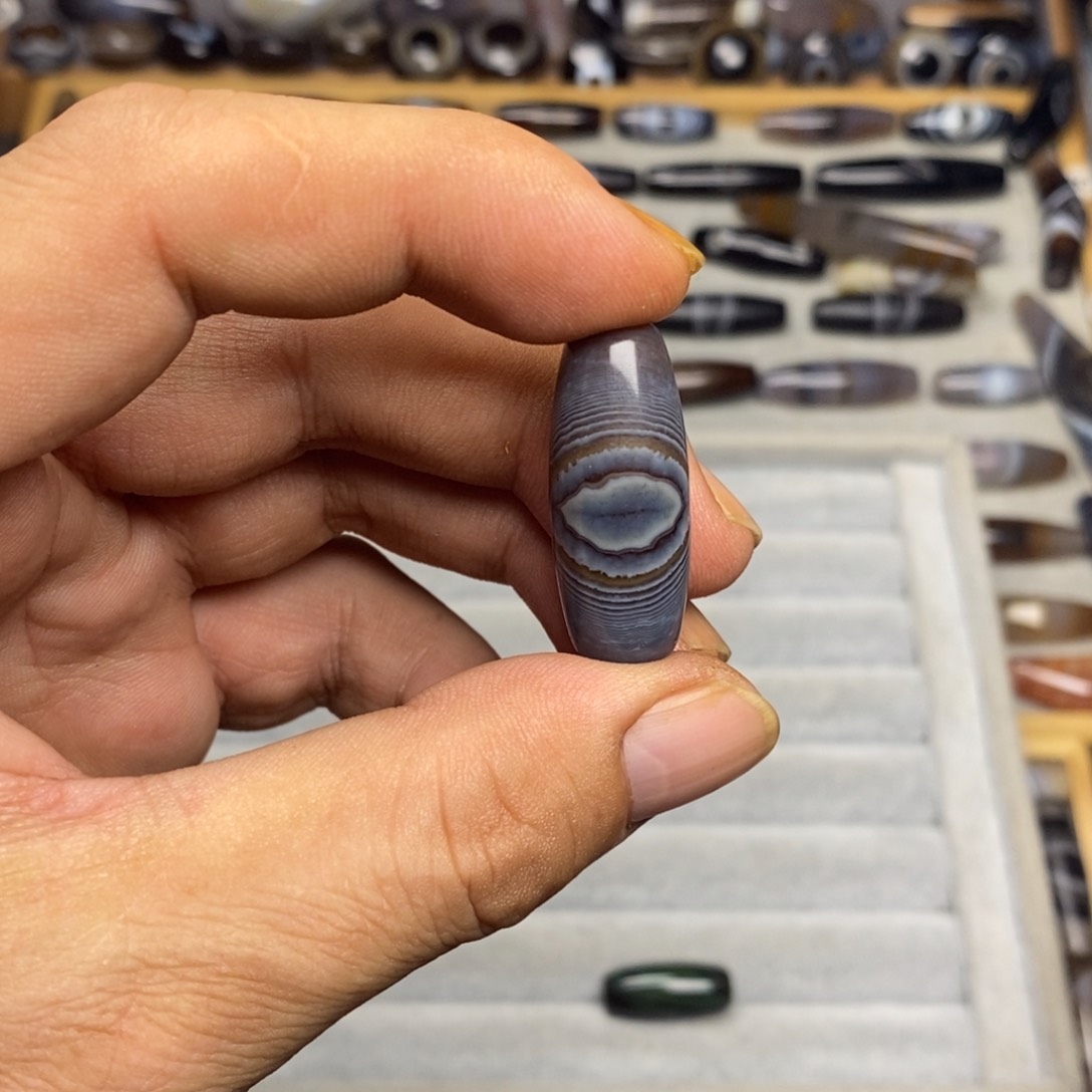 未镶嵌玛瑙/玉髓珠宝半成品飞**夫