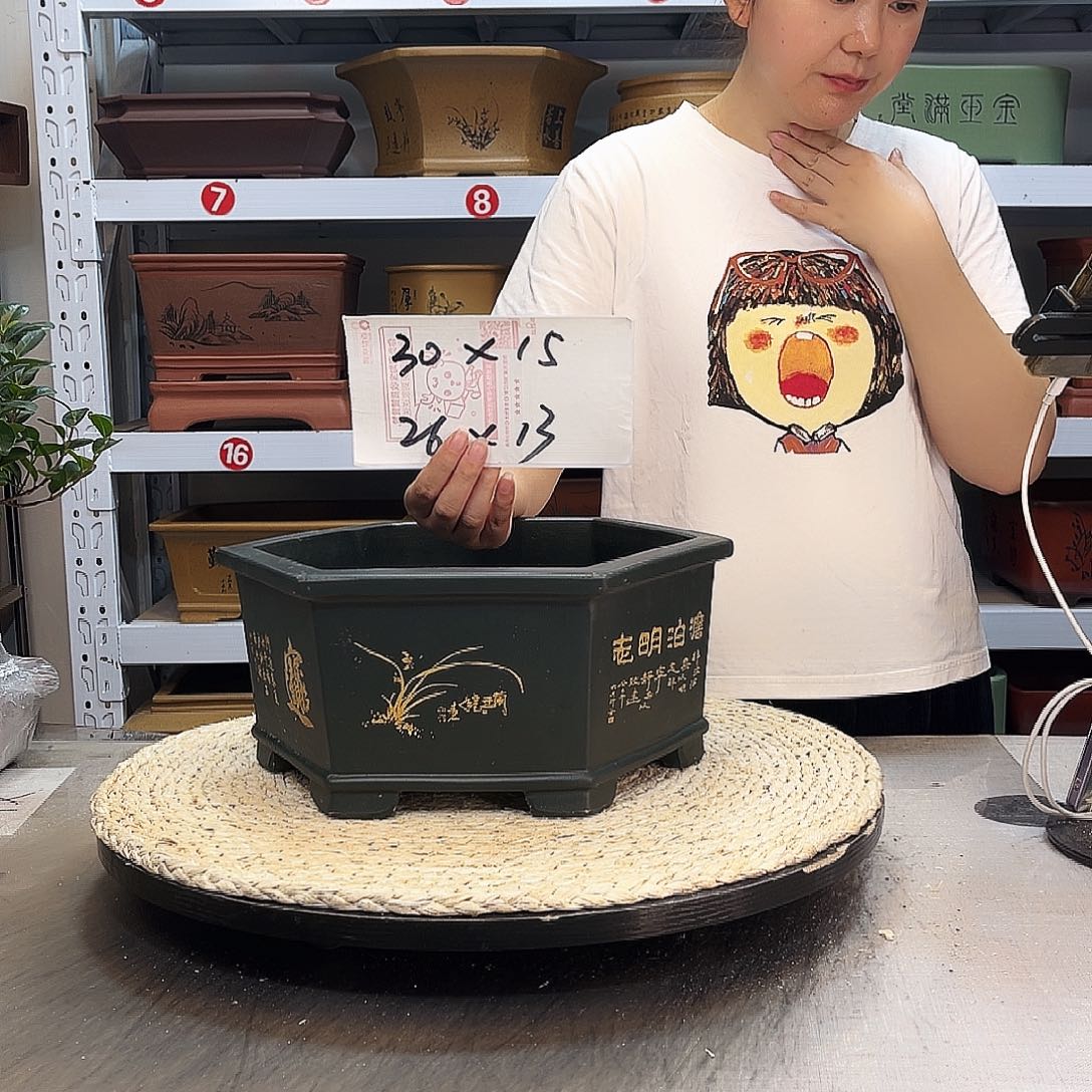 紫砂花盆紫砂花盆