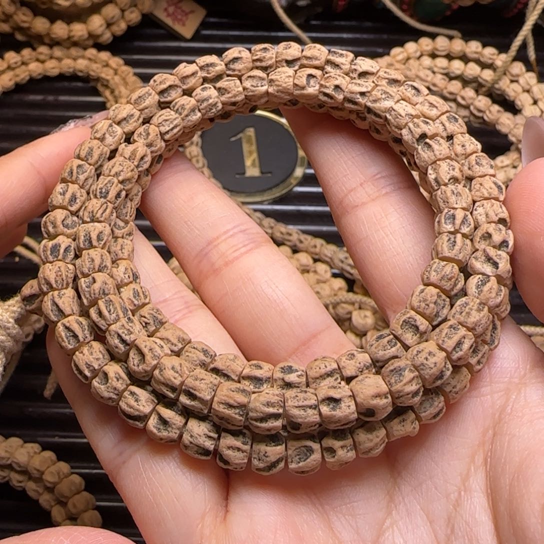 柏香籽/百香籽吊坠灵***者