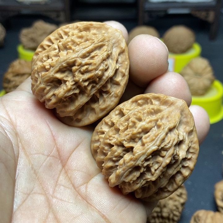 核桃盘龙虎头002