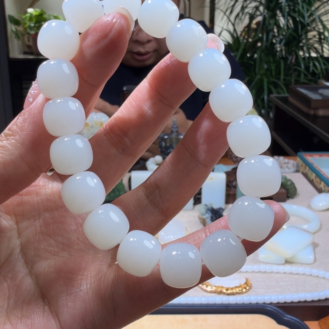 和田玉手链未镶嵌