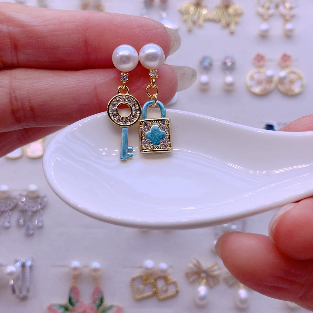 耳饰淡水珍珠合金