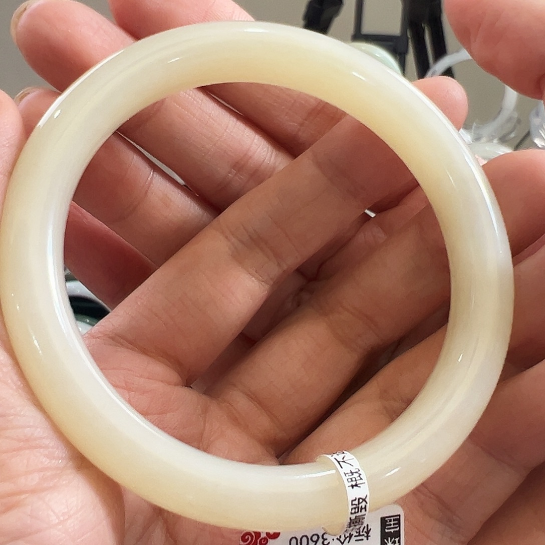 和田玉未镶嵌手镯59