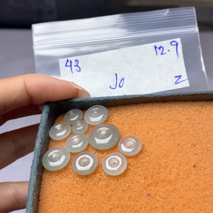 定制翡翠未镶嵌不退