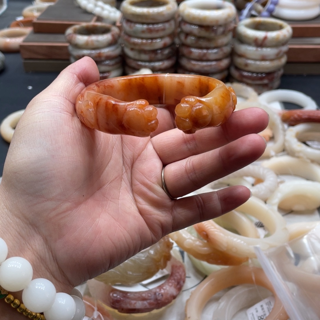 美***1未镶嵌手镯石英质玉