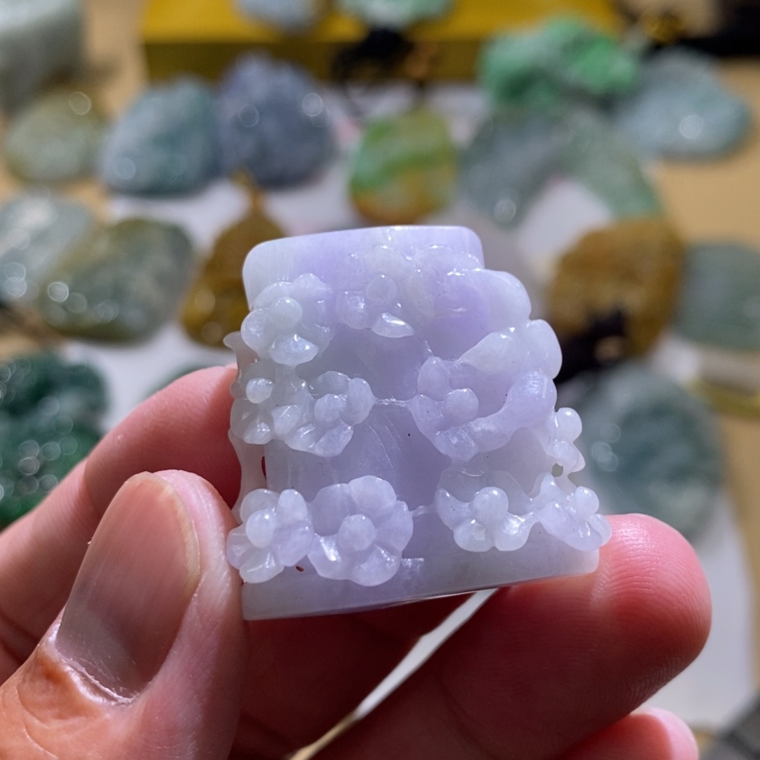 【闪购商品】翡翠颈饰未镶嵌11111111111