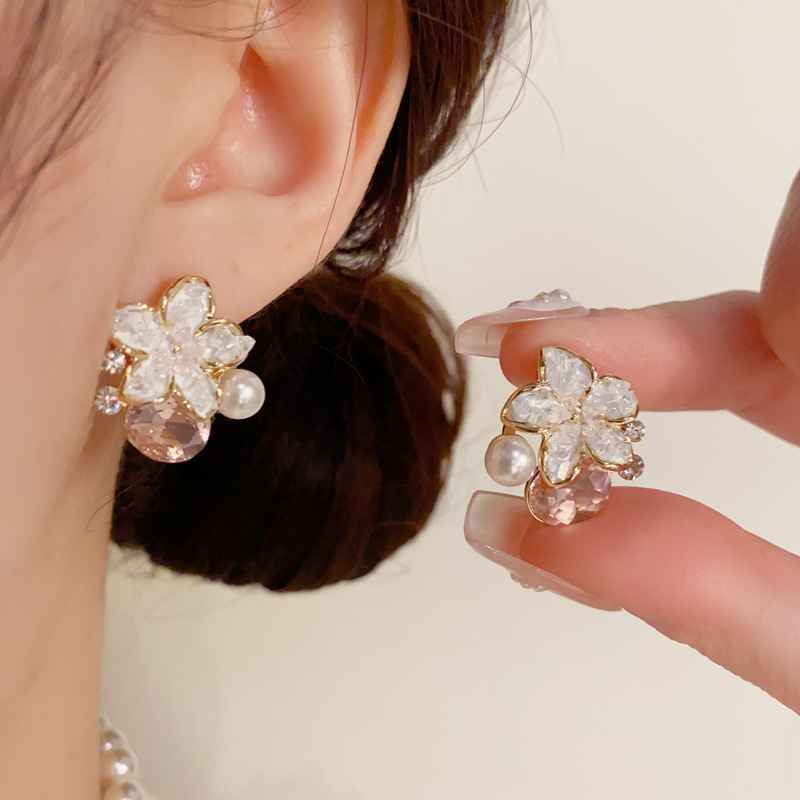铜合金锆石耳饰 新款清新小众珍珠大耳钉甜美百搭银针时尚耳环