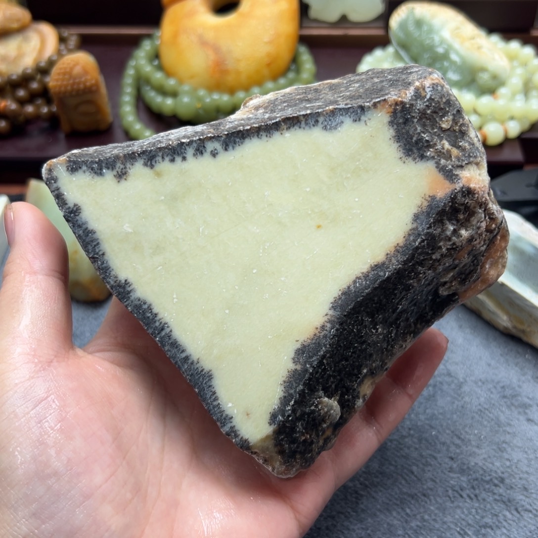 和田玉未镶嵌珠宝奇石