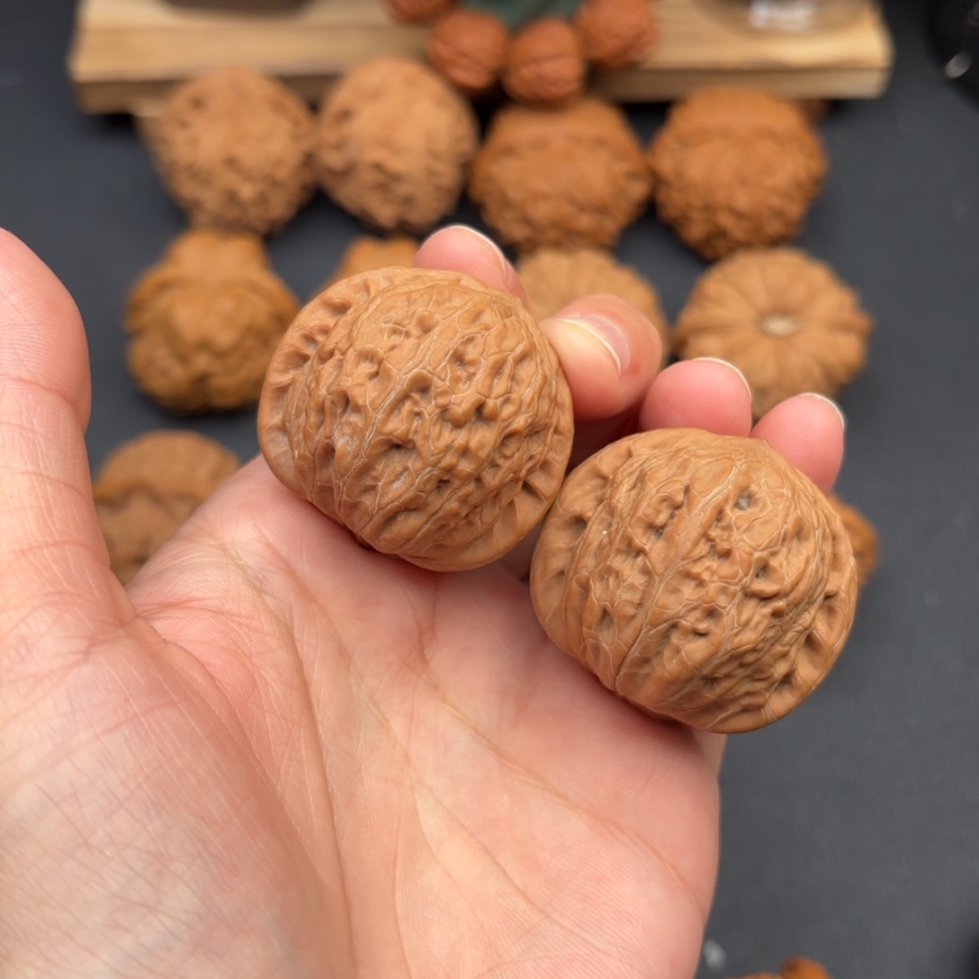 文玩核桃把件铁锤38