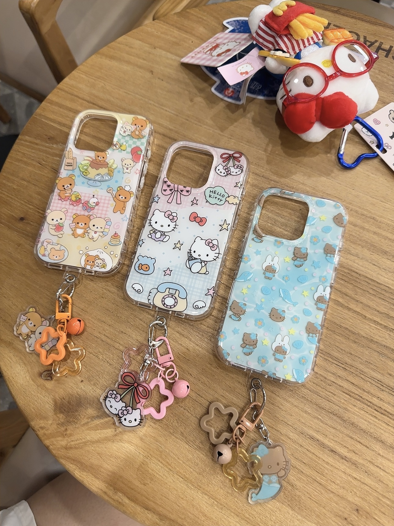 圆边-KT 轻松熊系列带挂件适用于苹果16promax手机壳15/14Pro13新