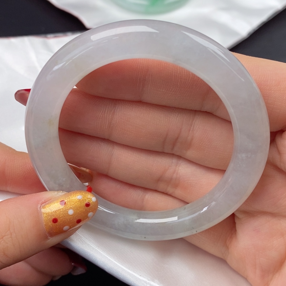 翡翠手镯未镶嵌54圆条