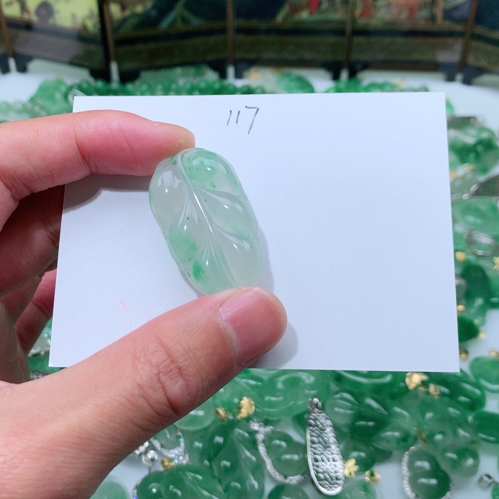 石英质玉颈饰未镶嵌