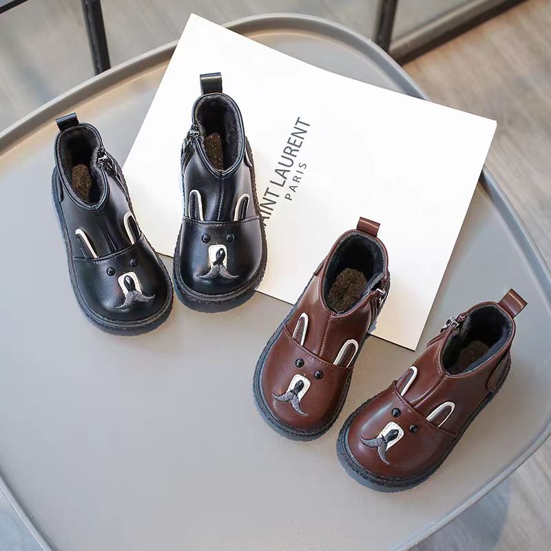 儿童2025冬季新款软底防滑短靴皮面加绒可爱卡通男女童马丁靴207