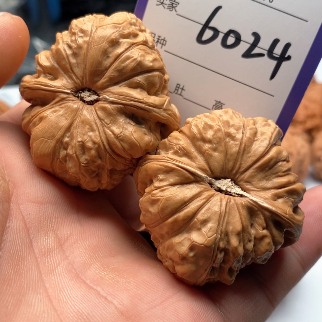 吊坠文玩核桃6024