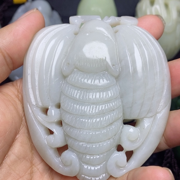 和田玉颈饰未镶嵌