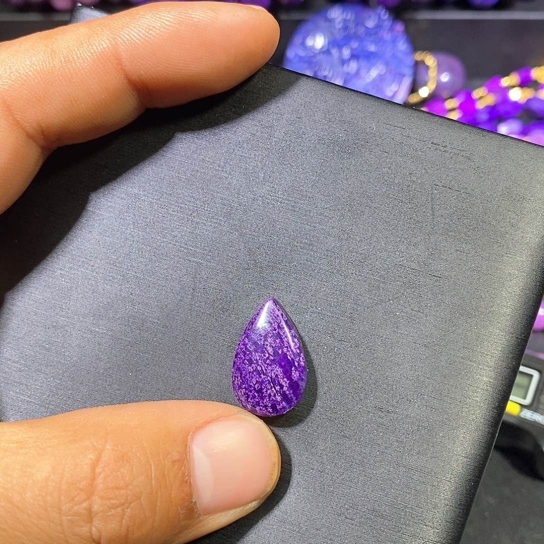 苏纪石（舒俱来）未镶嵌南非老矿舒俱来水滴