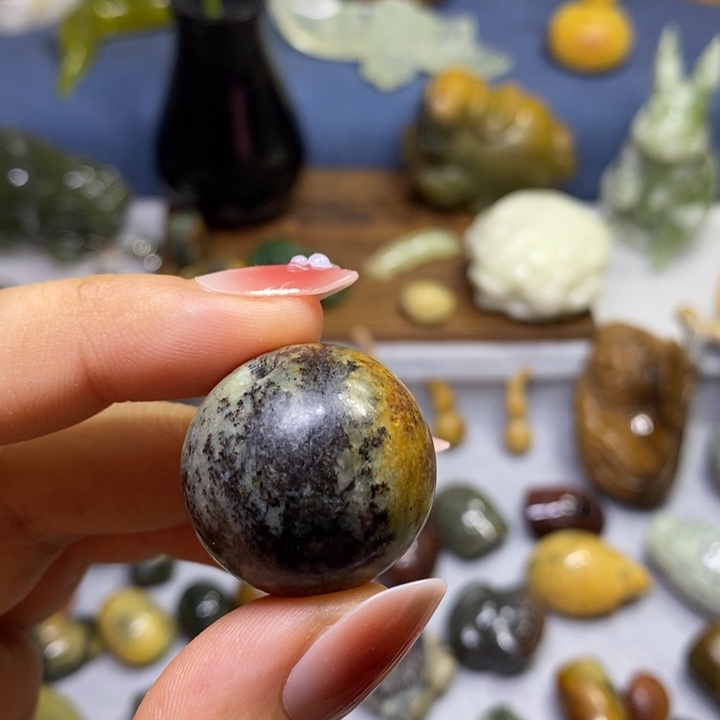 岫岩河磨玉（透闪石质玉）未镶嵌挂件2.5