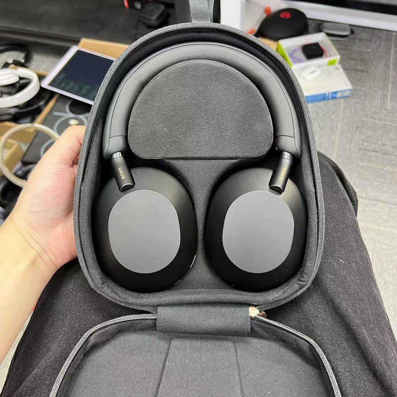 95新 Sony/索尼 WH-1000XM5 头戴主动降噪耳机