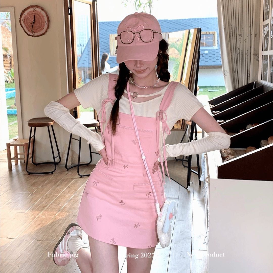 纯欲辣妹风格吊带显瘦时尚