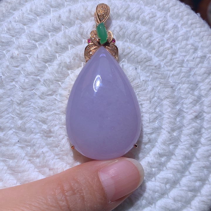 翡翠颈饰18K金镶嵌紫水滴吊坠