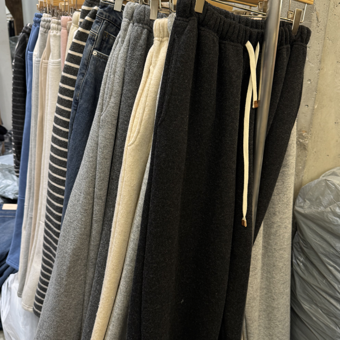 羊毛宽松休闲裤女