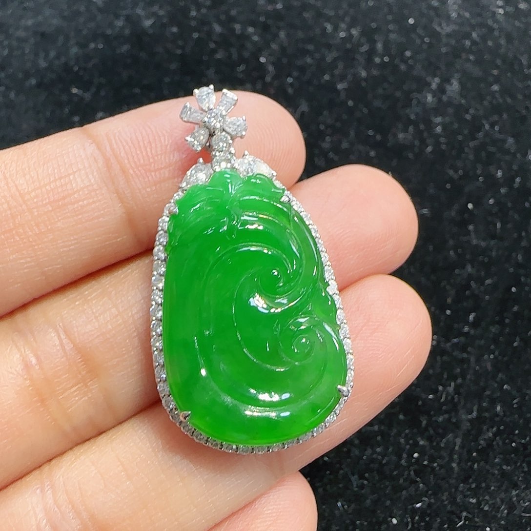 翡翠18K金镶嵌吊坠(不含链)