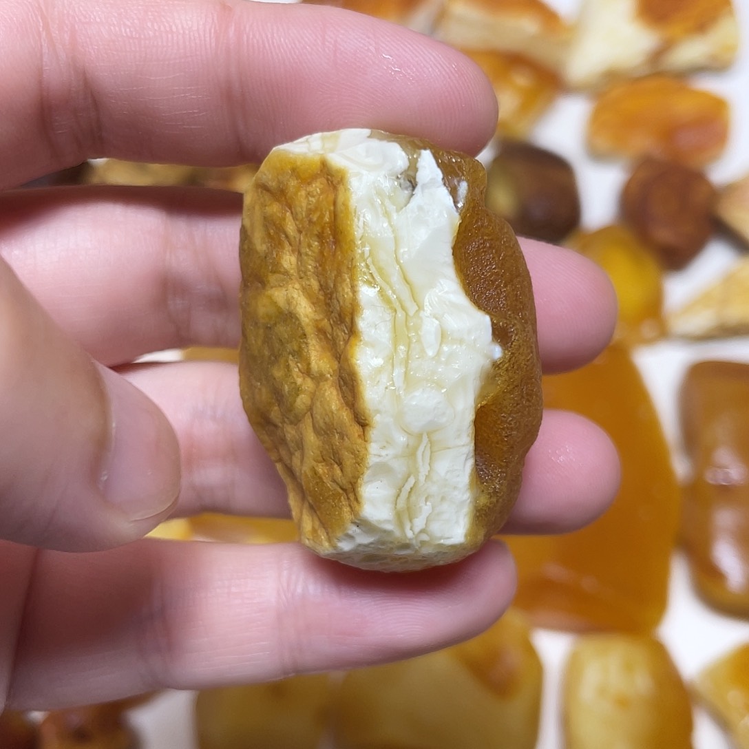 定制琥珀未镶嵌原矿琥珀