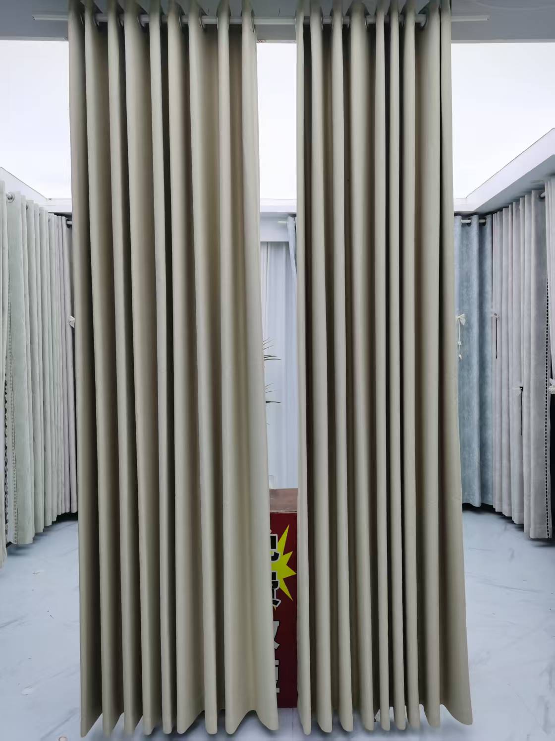 加厚双面雪尼尔奶茶色客厅卧室全遮光窗帘防晒隔热窗帘