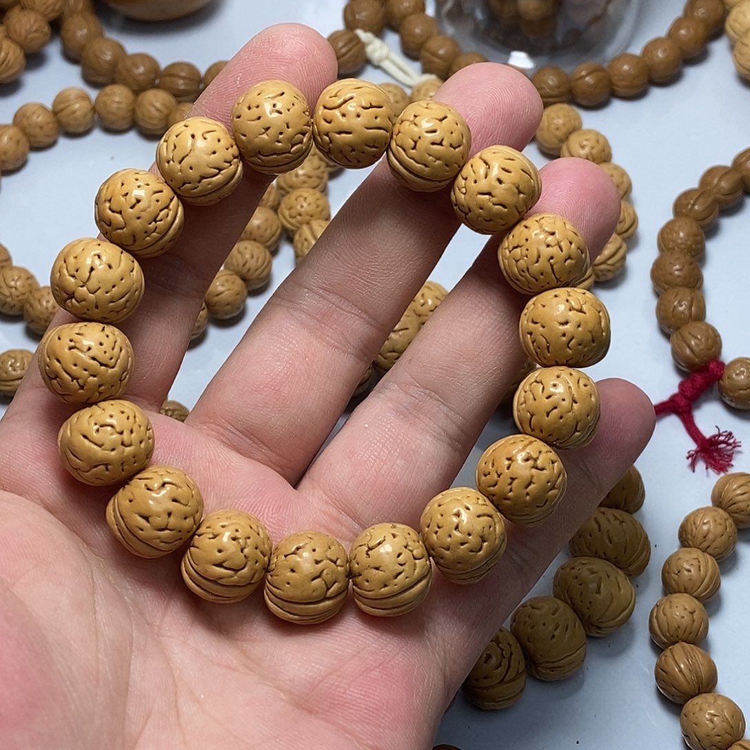 觀***濤桃核手串111111111111