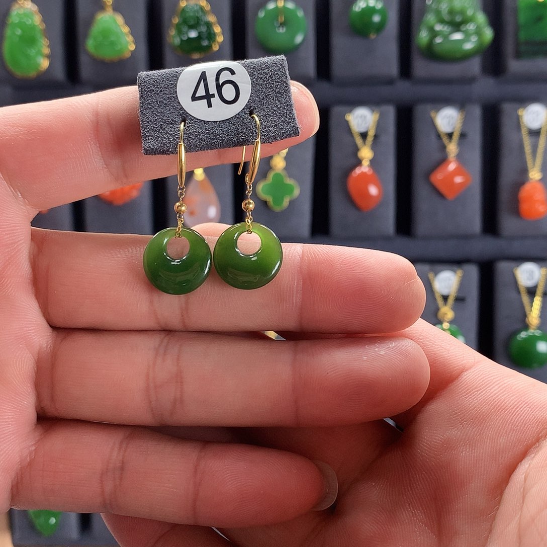 和田玉耳饰18K金镶嵌46