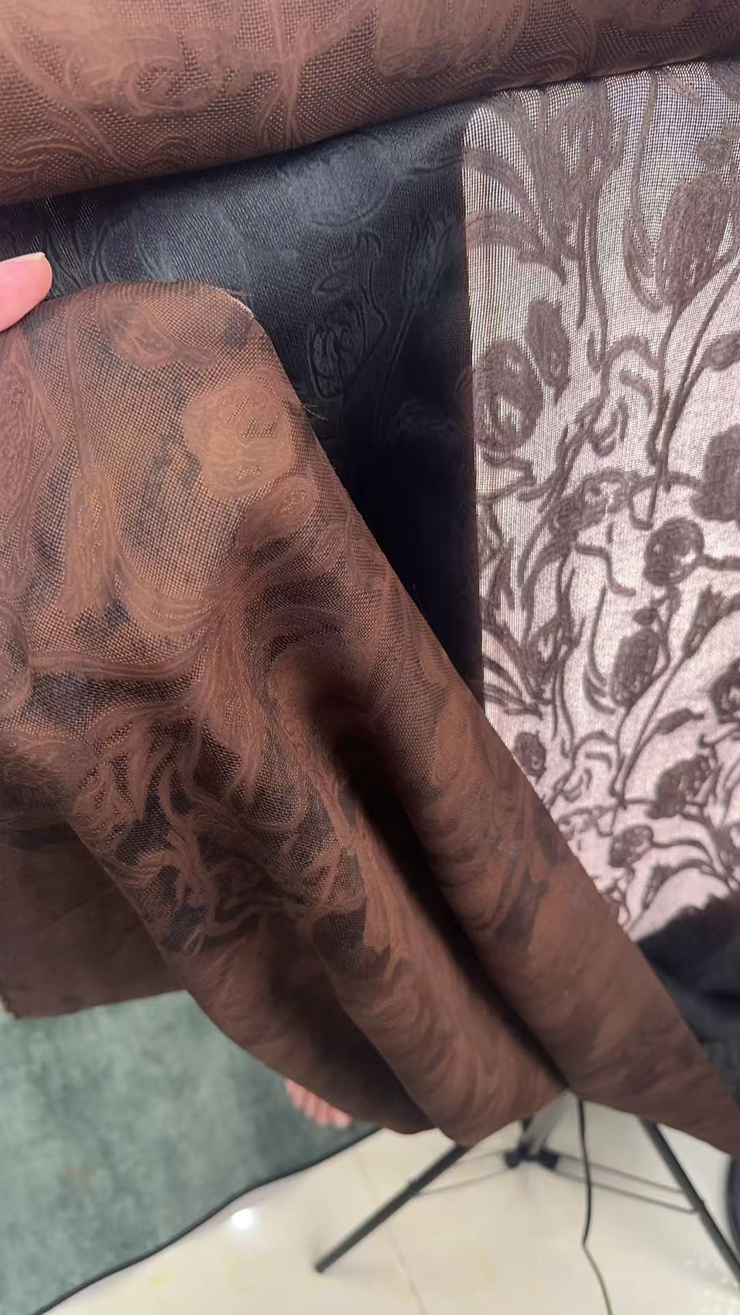 [成记&華莨] 郁金香 全孔罗提花 112门幅 23姆米香云纱面料*0.5米