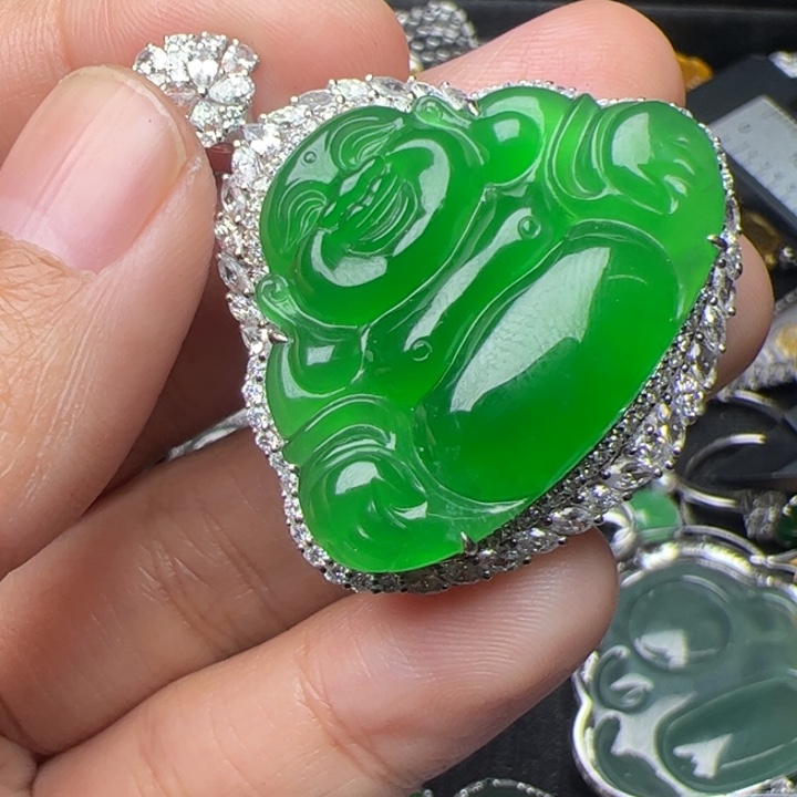 迷***。翡翠18K金镶嵌吊坠(不含链)