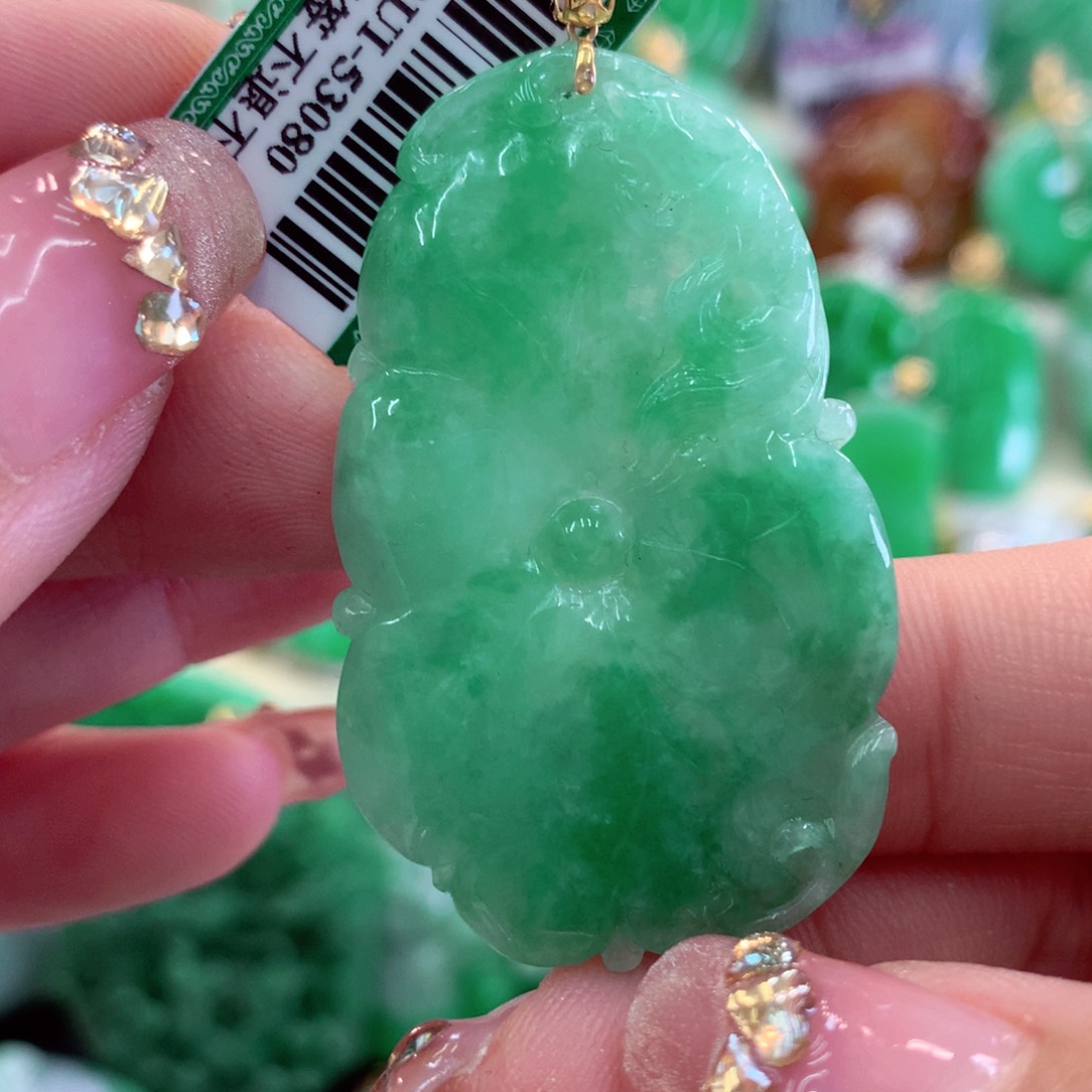 翡翠吊坠(不含链)18K金镶嵌