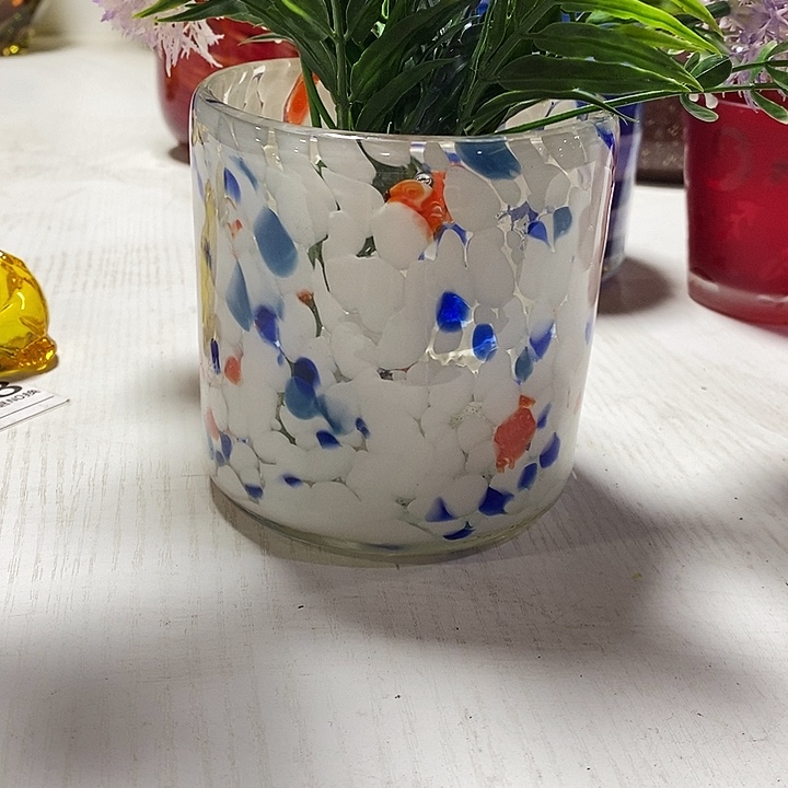 花瓶高9厘米口径10厘米