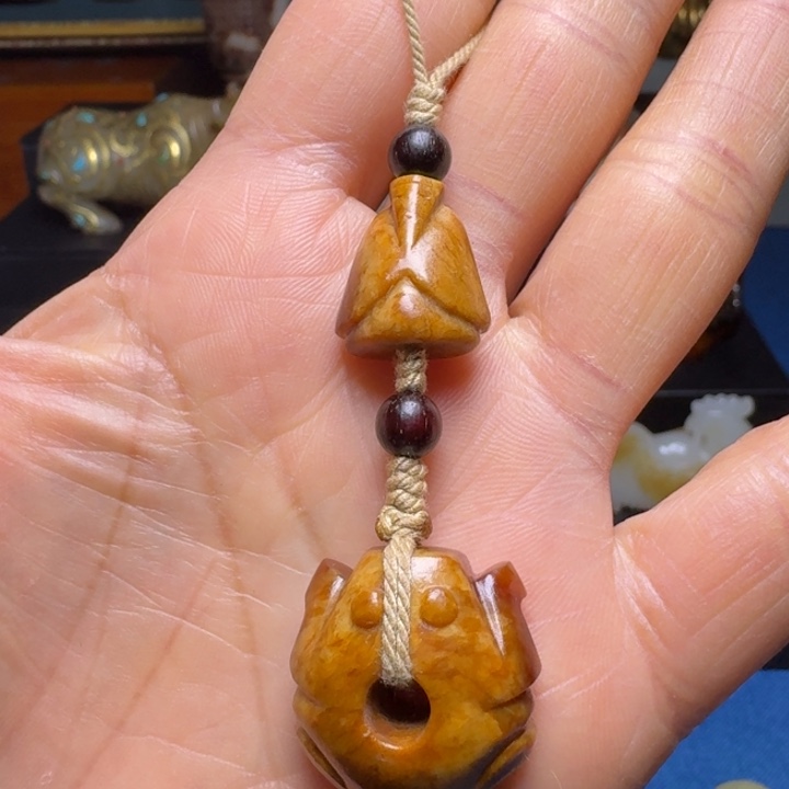 和田玉（糖玉）挂件未镶嵌宁**致