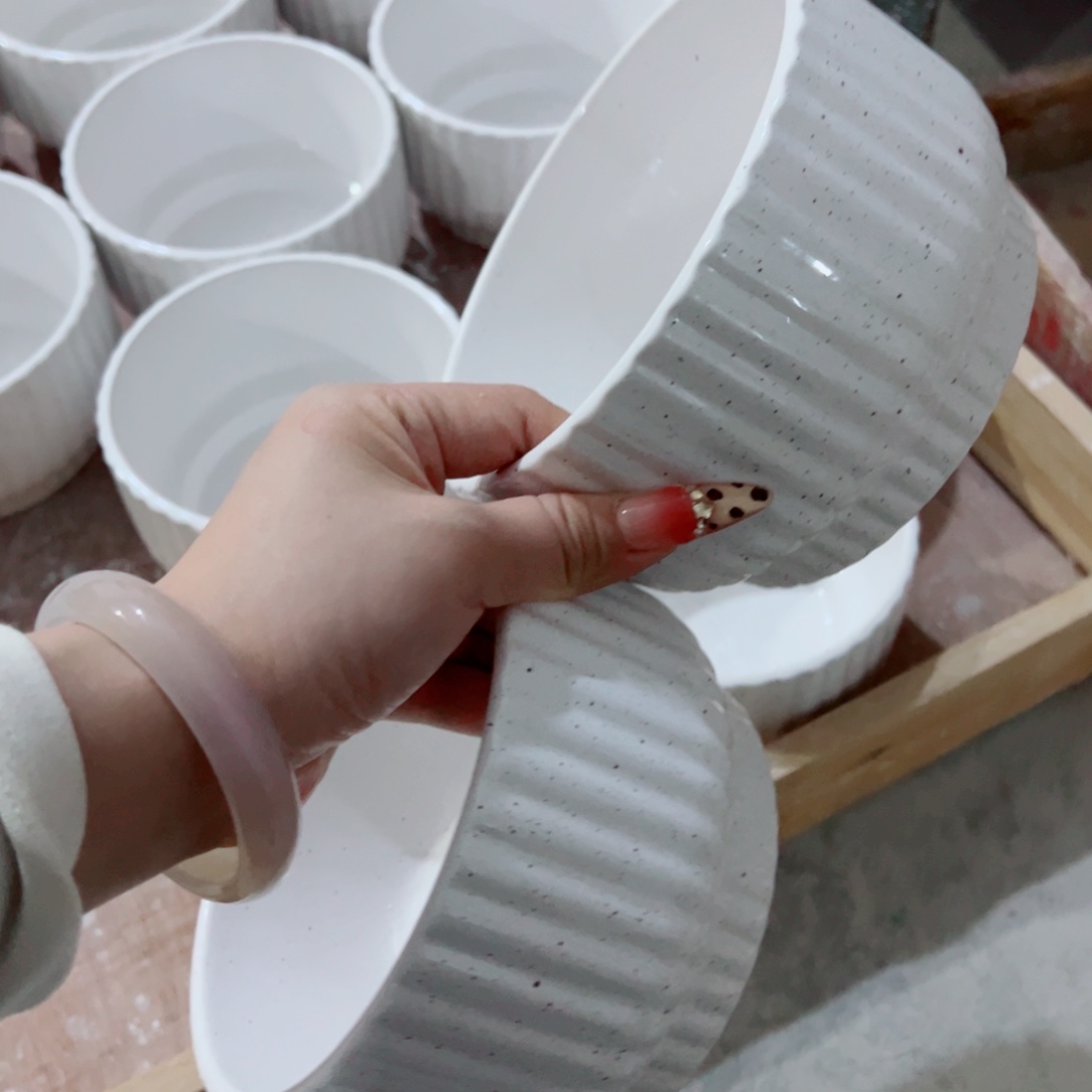 有孔，陶瓷花盆满10米包邮发货