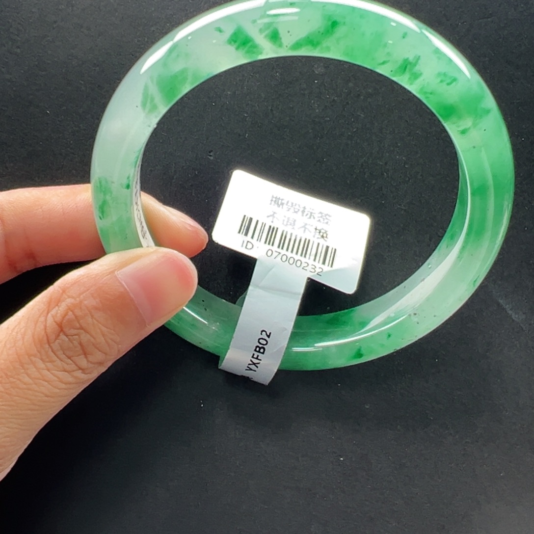 石英质玉未镶嵌手镯秋秋 57.4