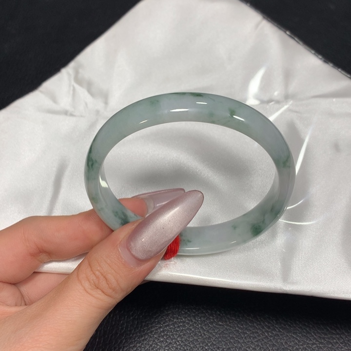 翡翠未镶嵌手镯（贵妃镯）04