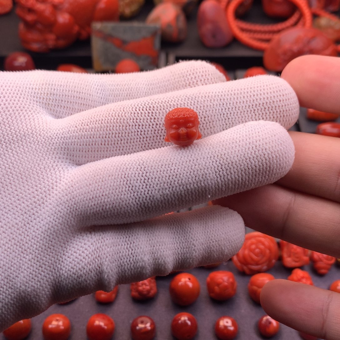 南红玛瑙未镶嵌精工雕刻柿子红宝宝佛头配珠11mm+