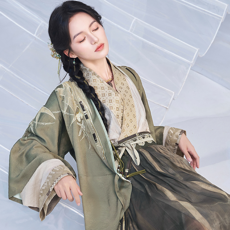 十三余小豆蔻儿[草木乾坤-盗墓笔记联名]吴邪天丝晋襦褶裙汉服秋