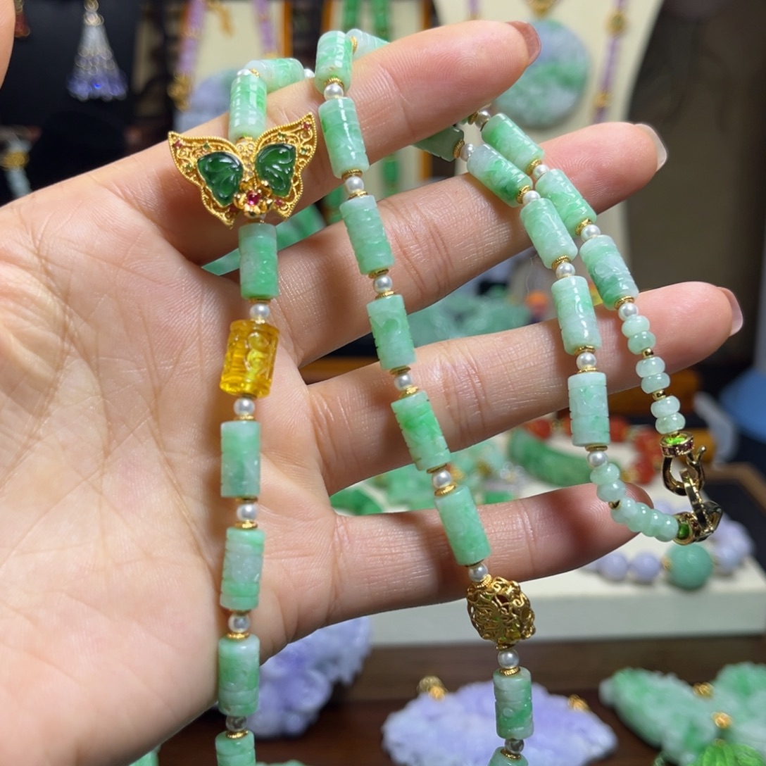 翡翠未镶嵌颈饰天然翡翠