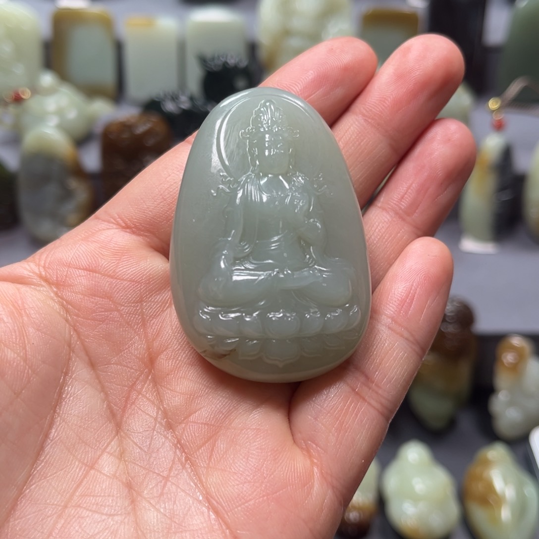 和田玉颈饰未镶嵌