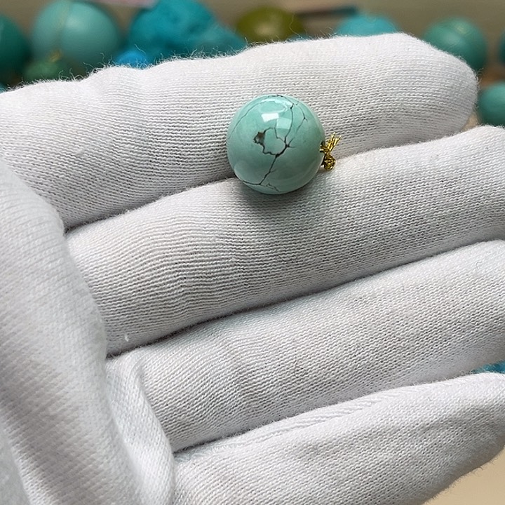 绿松石珠宝未镶嵌