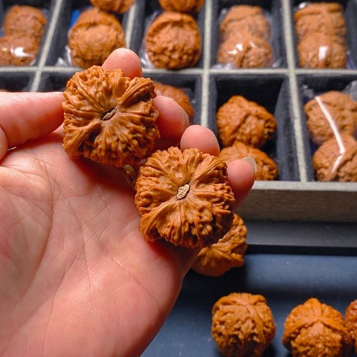 轻*杯文玩核桃把件核桃