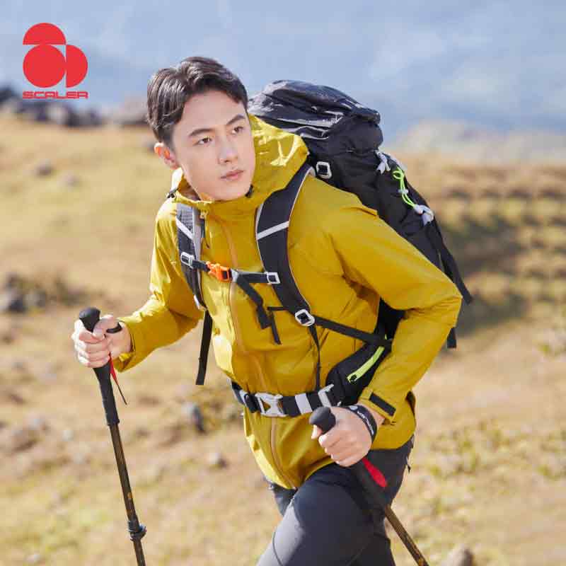 思凯乐黄金甲户外防风防水三层轻量硬壳冲锋衣