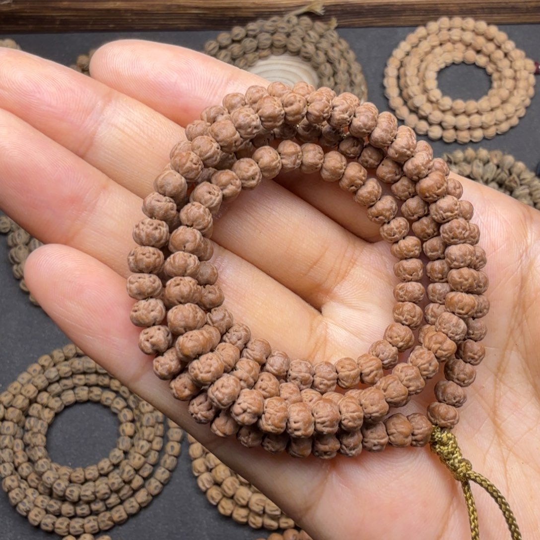 吊坠柏香籽/百香籽五爪佛手