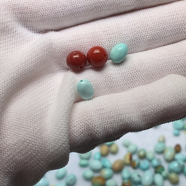 文***色南红玛瑙未镶嵌珠宝奇石