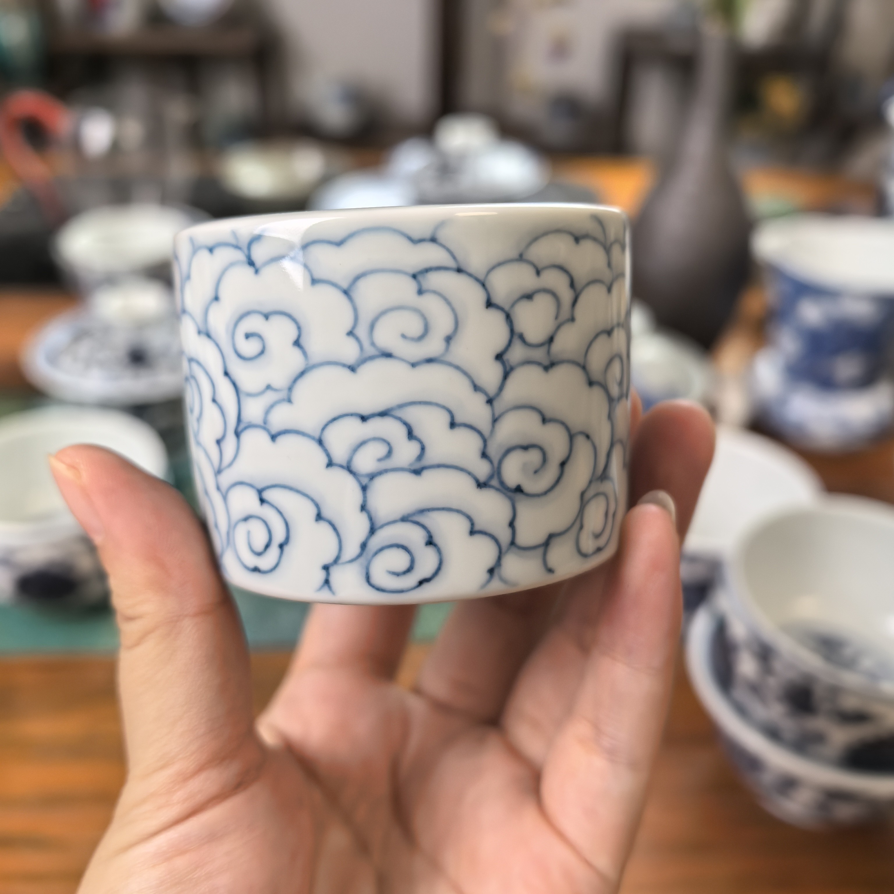 景德镇手绘卷云纹盖置杯陶瓷茶杯主人杯