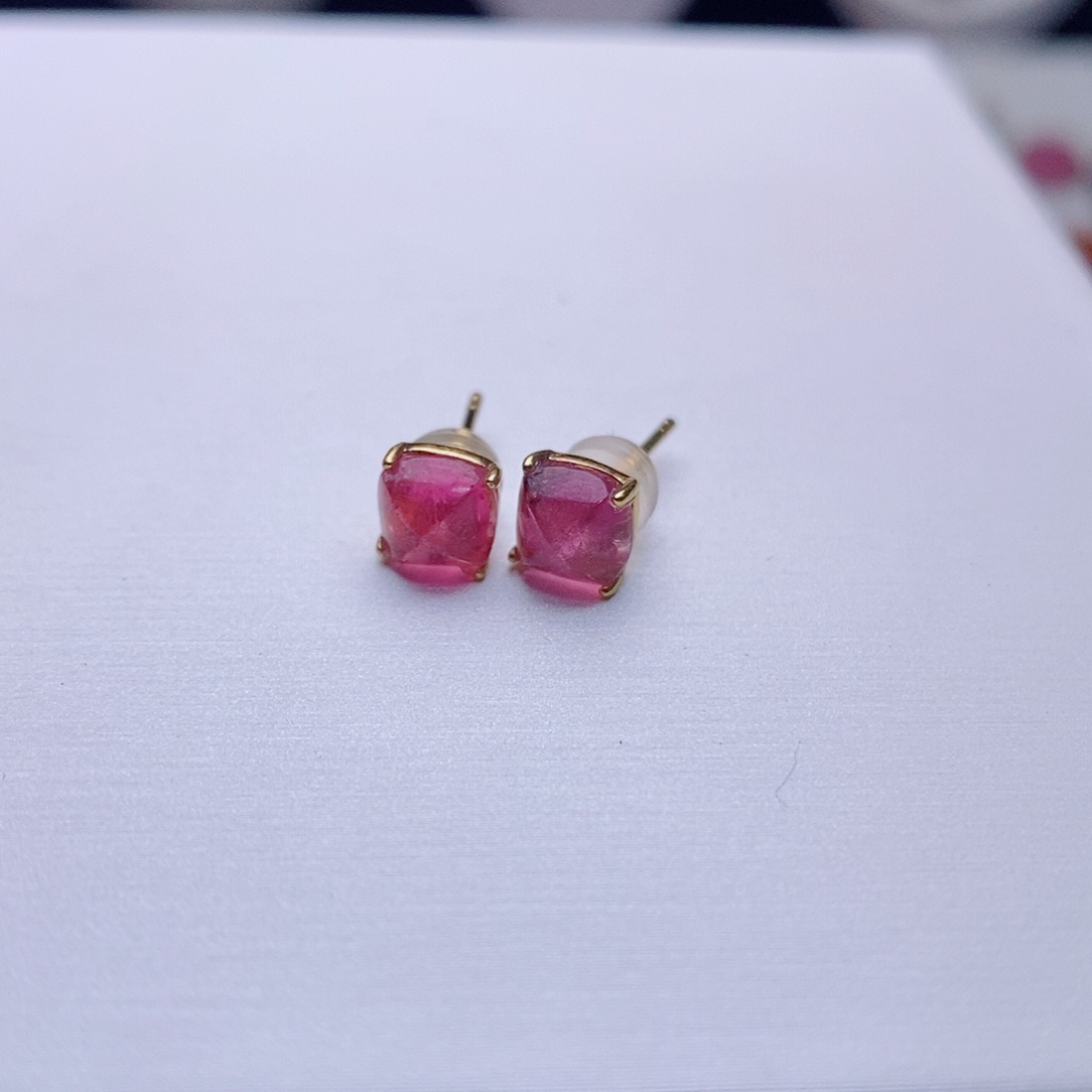 碧玺耳饰18K金镶嵌碧玺耳饰